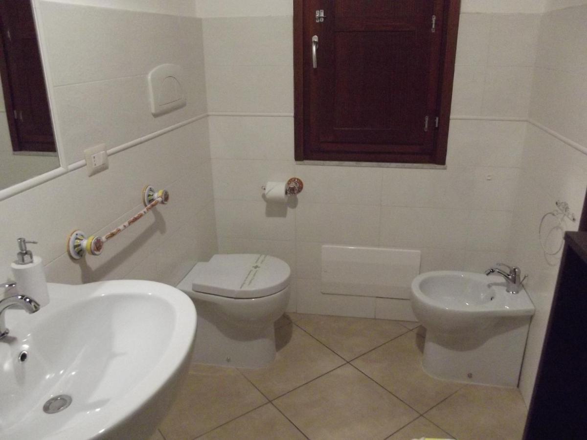 Caralis Holiday Cagliari Bagian luar foto