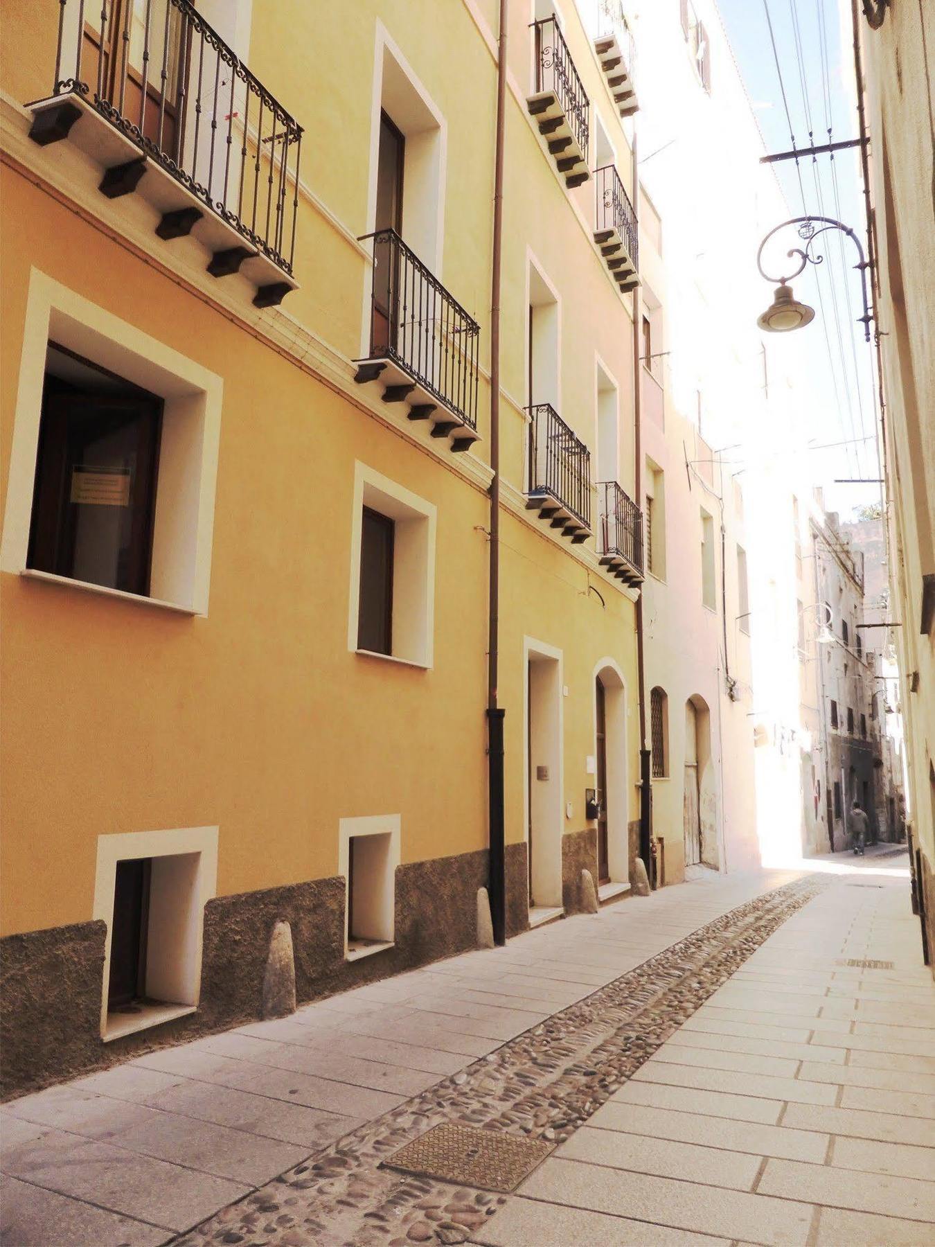 Caralis Holiday Cagliari Bagian luar foto
