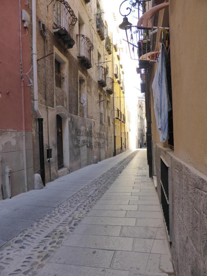 Caralis Holiday Cagliari Bagian luar foto